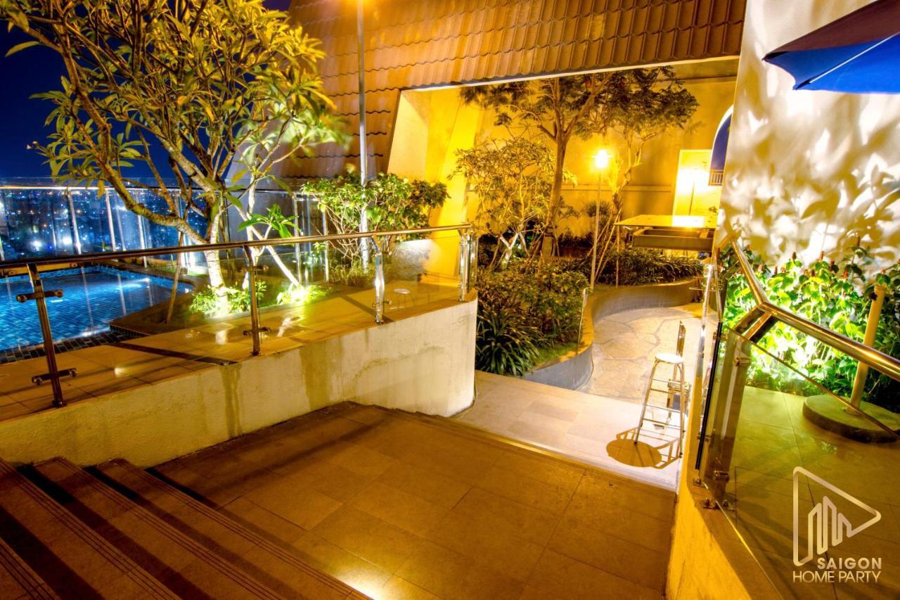 Icon 56 - Free Rooftop Pool Gym 6 Near Ben Thanh Market Ho Chi Minh City Exterior photo